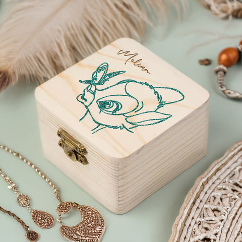 Personalisierte Bambi Holzbox – Schmuckkästchen aus Holz mit Namensgravur