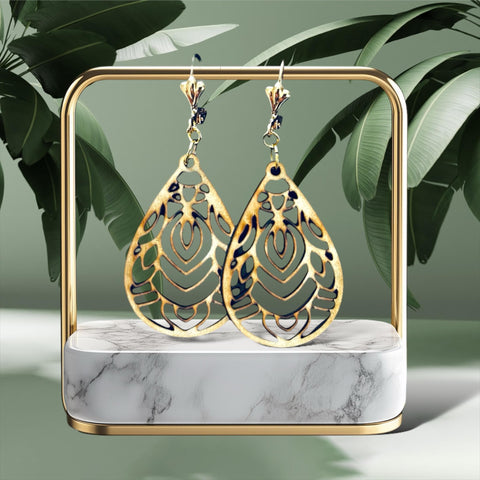 Mandala Cut Ohrringe – Leichte Holzohrringe, minimalistisches Mandala Design, Boho Schmuck, handgemacht, zeitlos, Geschenkidee