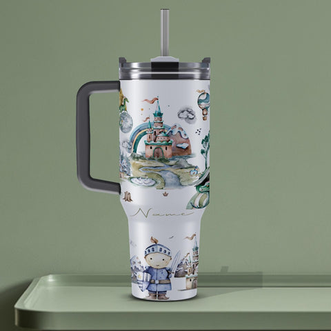 Tumbler 40oz personalisierbar · Edelstahlbecher für Kinder · Drachen & Ritter · Hält Getränke heiß oder kalt · Inkl. Strohhalm