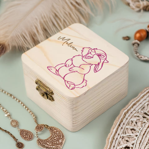 Personalisierte Bambi Holzbox – Schmuckkästchen aus Holz mit Namensgravur