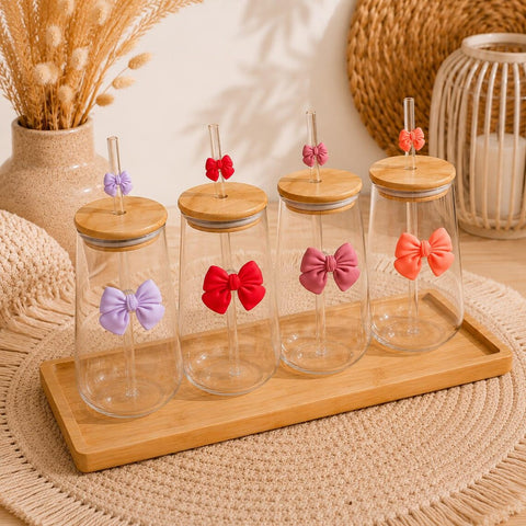 Trinkglas mit Schleife | 400 ml Glas mit Bambusdeckel & Glasstrohhalm | Bow Cup | Coquette Glas | Geschenk für Freundin | Iced Coffee Glas