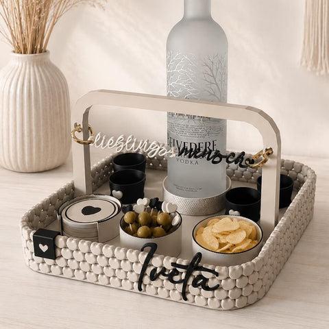 Personalisiertes Vodka Tablett „Malia Heart“ | Personalisiertes Geschenk für Herzensmenschen | Shottablett im Herzdesign